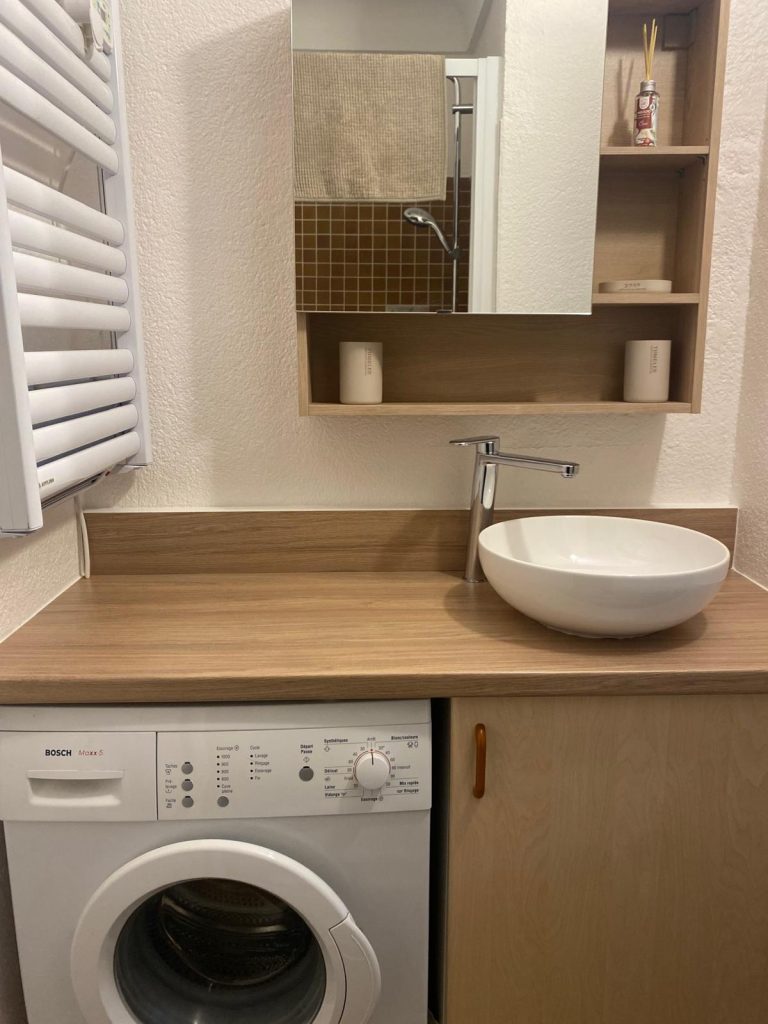 Vue salle de bain 2